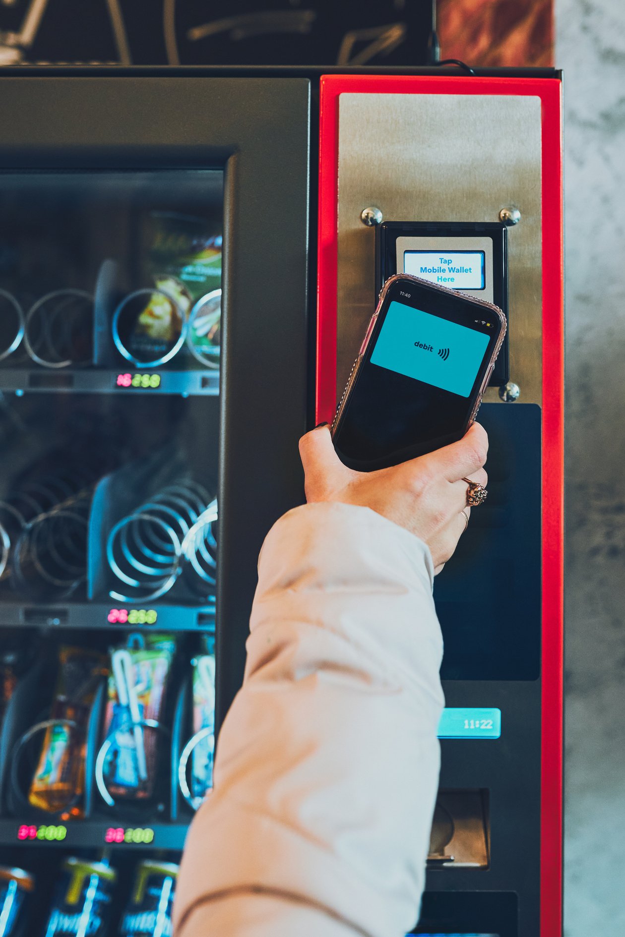 Paying Vending Machine Using Smartphone